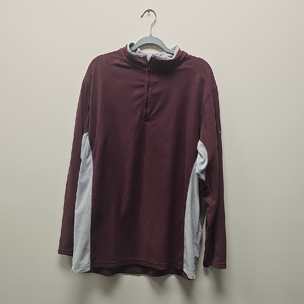 Columbia Women's Burgundy and Gray Top